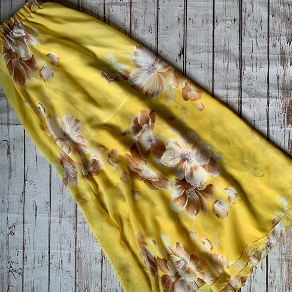 Dresses & Skirts - Yellow floral sheer maxi skirt size M